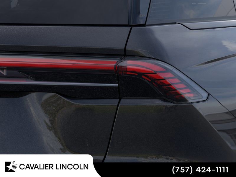 Used 2026 Lincoln Nautilus Premier w/ Equipment Group 102A image 21