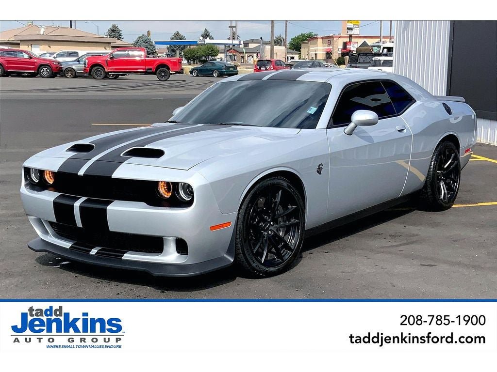 Used 2023 Dodge Challenger SRT Hellcat RWD video 1