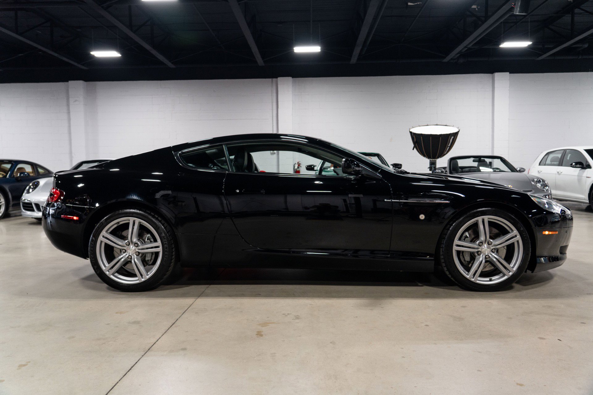 Used 2007 Aston Martin DB9 Coupe RWD image 6