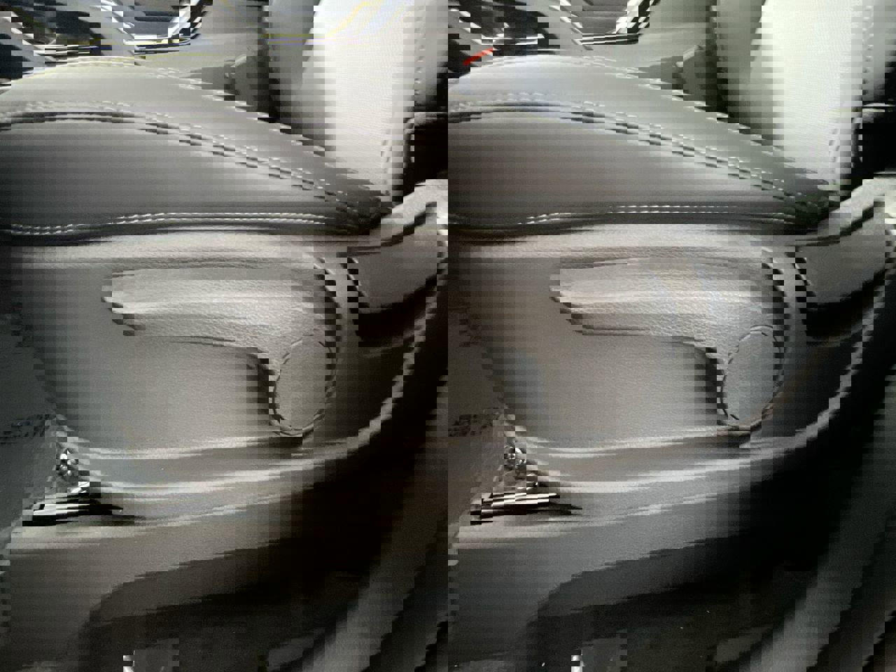 Used 2024 Kia Telluride LX image 13