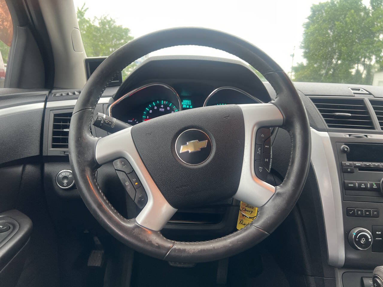Used 2010 Chevrolet Traverse LT AWD/4WD image 17