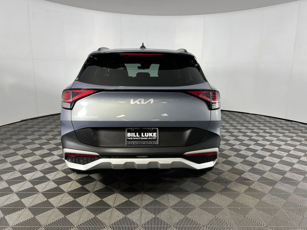 Used 2025 Kia Sportage EX w/ Premium Package image 9