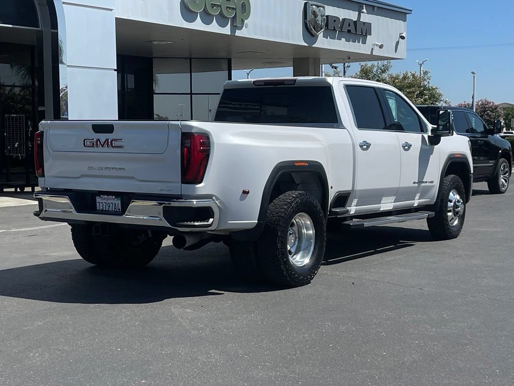 Used 2024 GMC Sierra 3500 SLT w/ SLT Premium Package RWD image 3