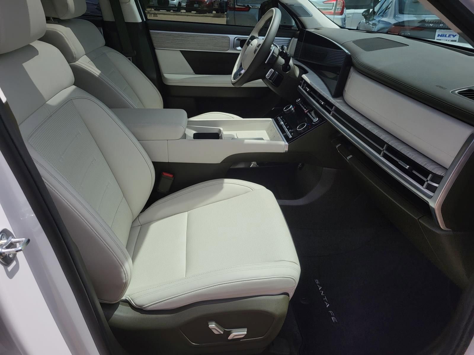 Used 2025 Hyundai Santa Fe Calligraphy FWD image 8