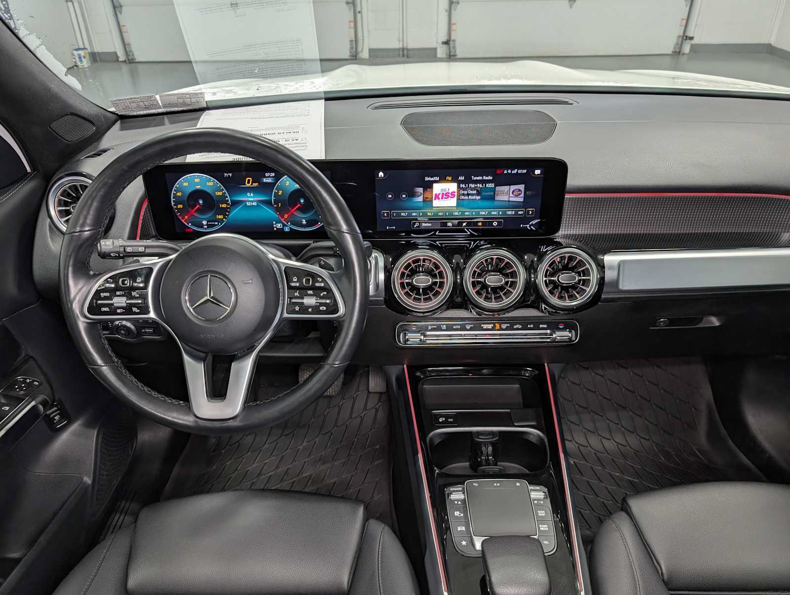 Used 2022 Mercedes-Benz GLB 250 4MATIC image 18