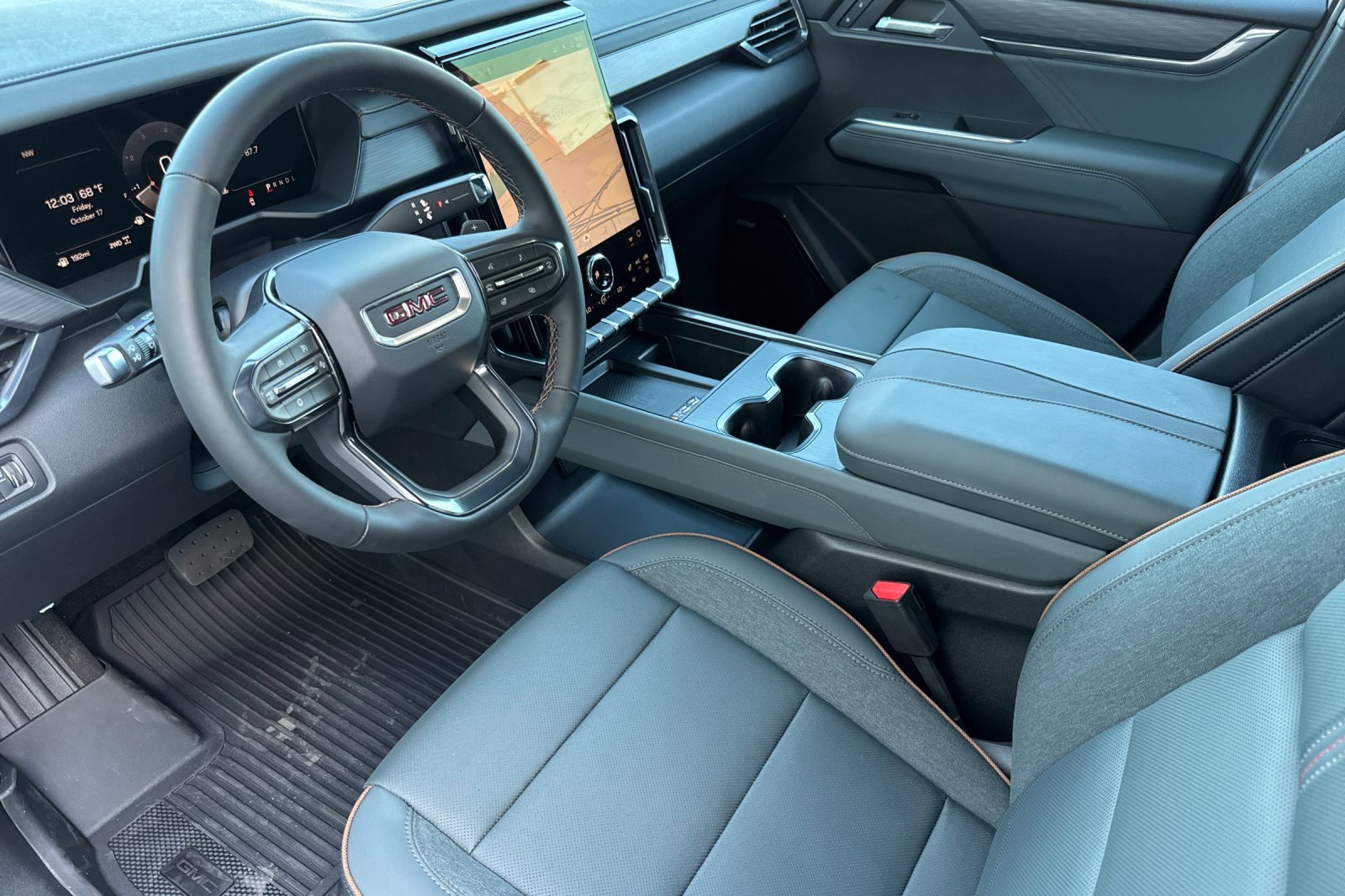 New 2026 GMC Acadia AT4 w/ LPO, Floor Liner Package image 11