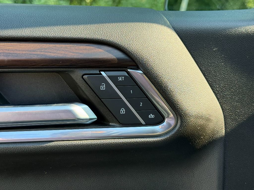 Used 2023 GMC Sierra 1500 SLT w/ SLT Premium Package image 21