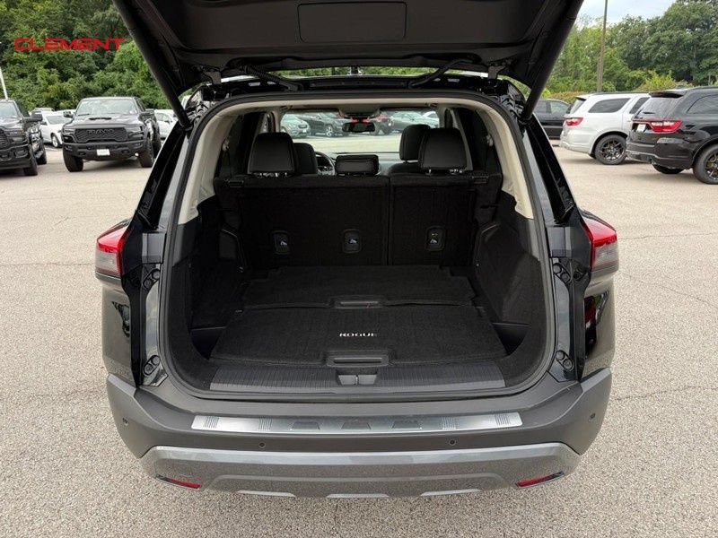Used 2023 Nissan Rogue SL w/ SL Premium Package AWD/4WD image 7
