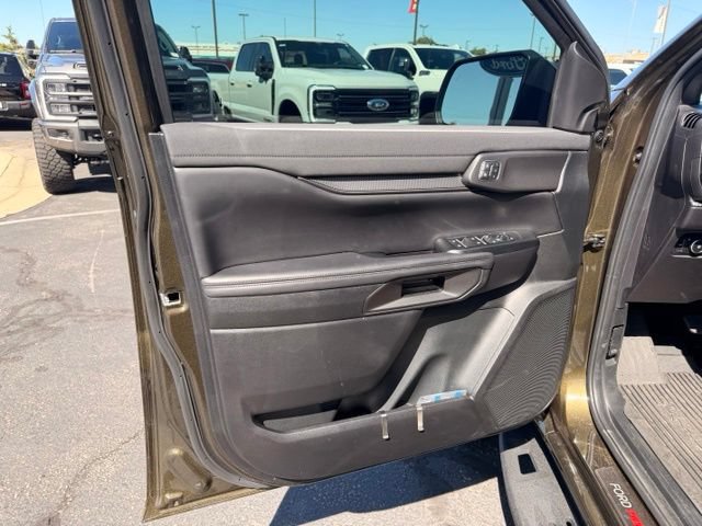 Used 2025 Ford Ranger Raptor AWD/4WD image 17