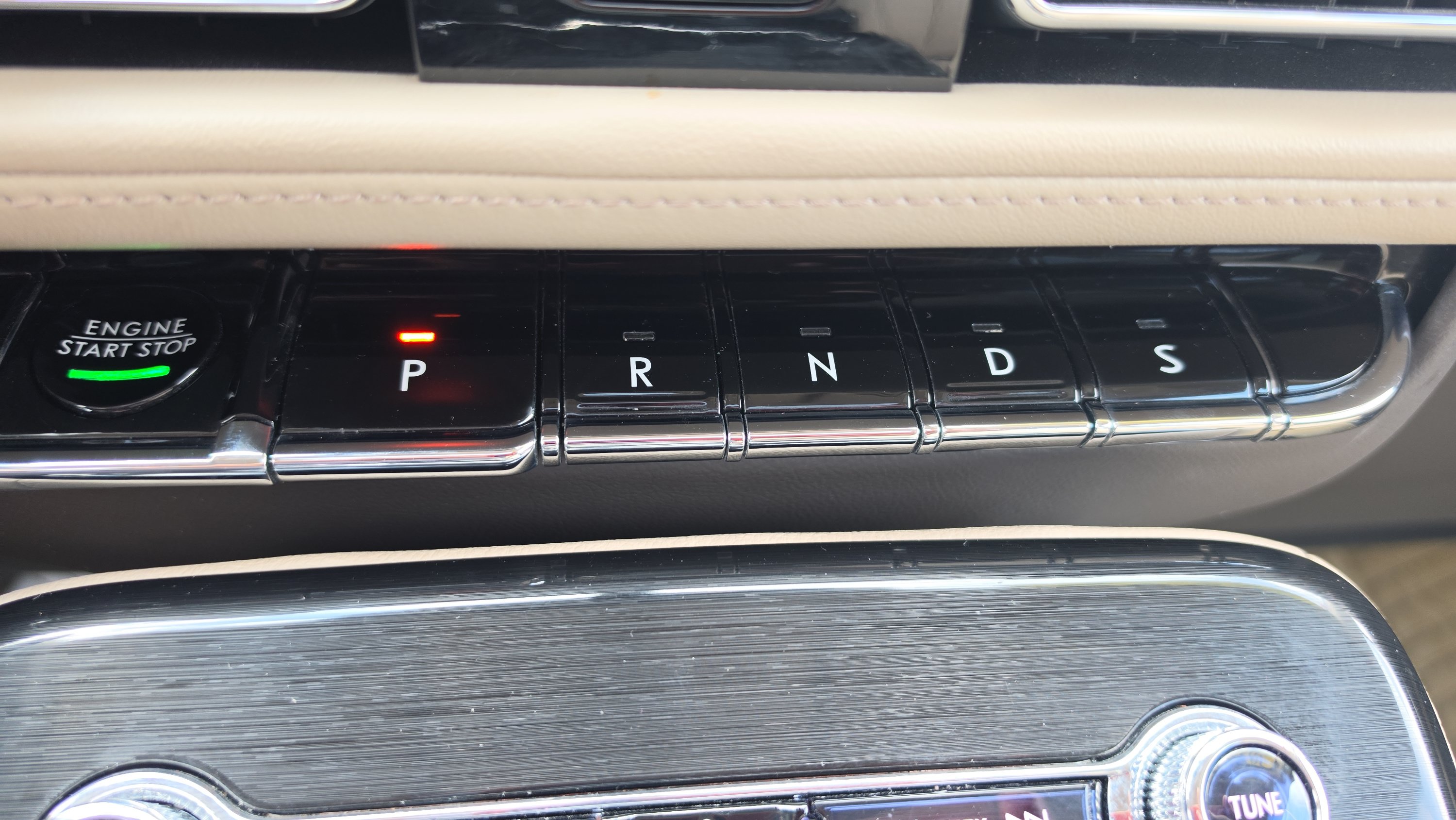 Used 2023 Lincoln Nautilus Reserve AWD/4WD image 19