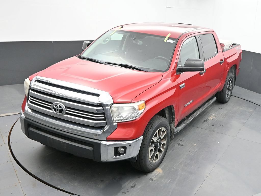 Used 2017 Toyota Tundra SR5 w/ TRD Off Road Package AWD/4WD image 15