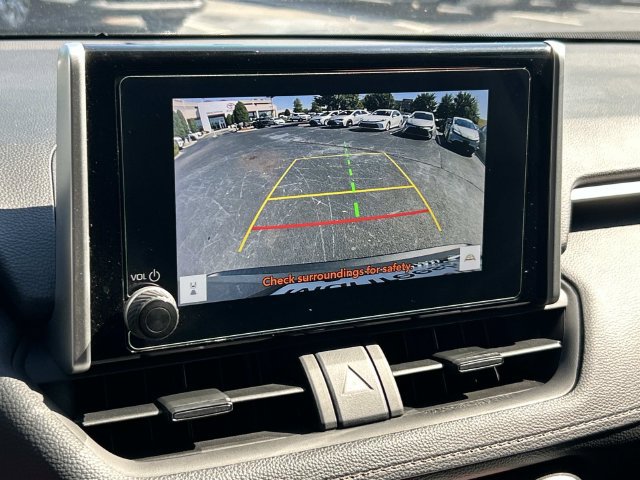 Used 2024 Toyota RAV4 LE FWD image 22