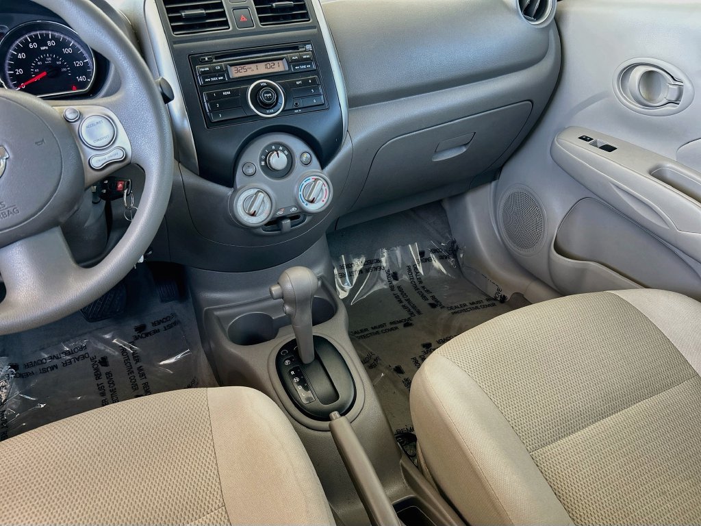 Used 2012 Nissan Versa SV FWD image 20