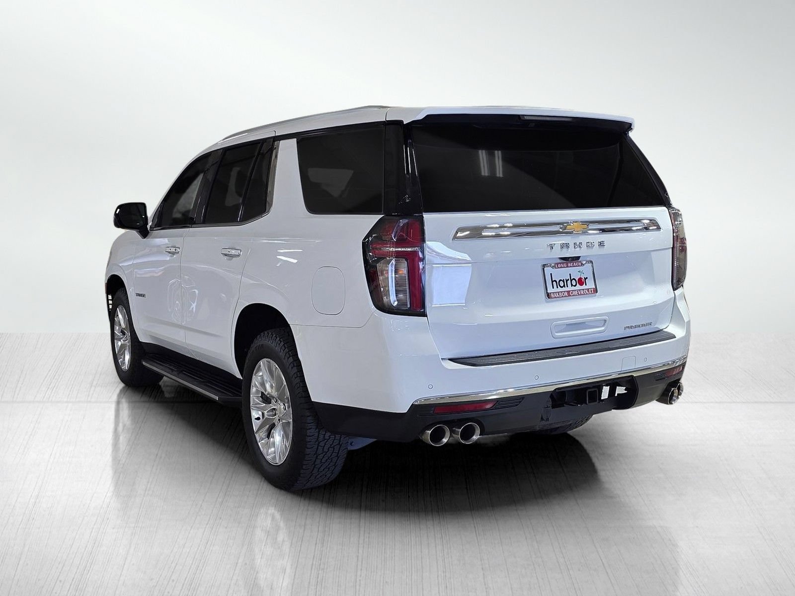Used 2023 Chevrolet Tahoe Premier AWD/4WD image 5