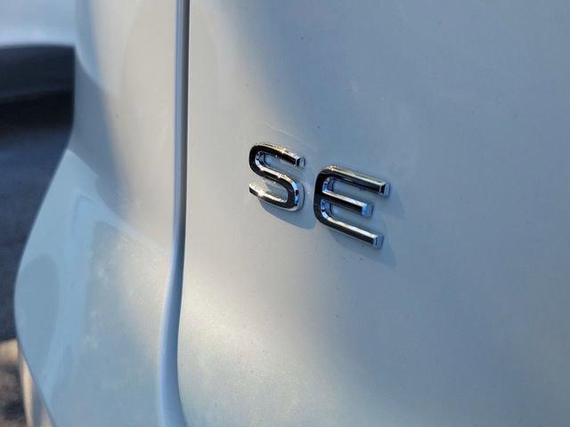 New 2026 Volkswagen Atlas Cross Sport SE FWD image 8