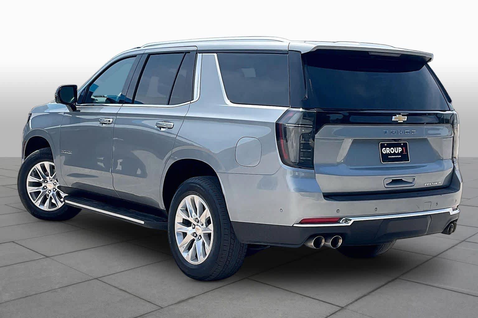 Used 2025 Chevrolet Tahoe Premier AWD/4WD image 12