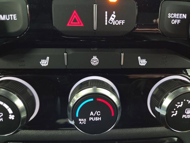 New 2026 RAM 1500 4x4 Crew Cab image 7