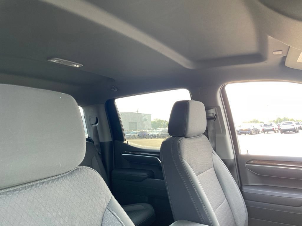 Used 2026 Chevrolet Silverado 1500 RST AWD/4WD image 13