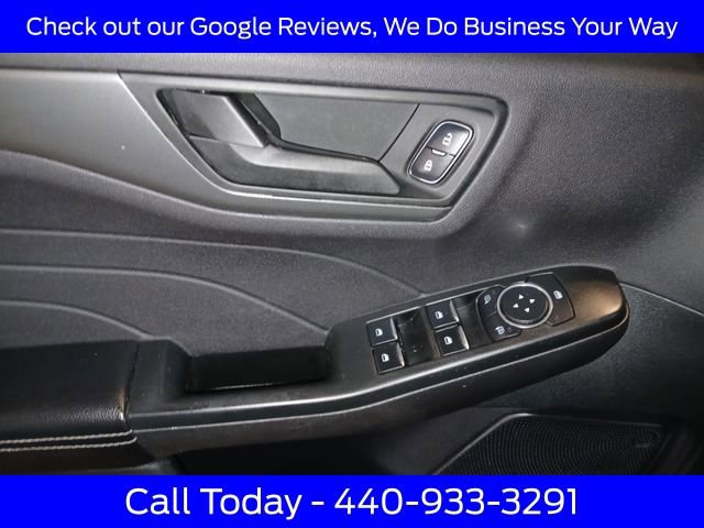 Certified 2023 Ford Escape Active AWD/4WD image 19
