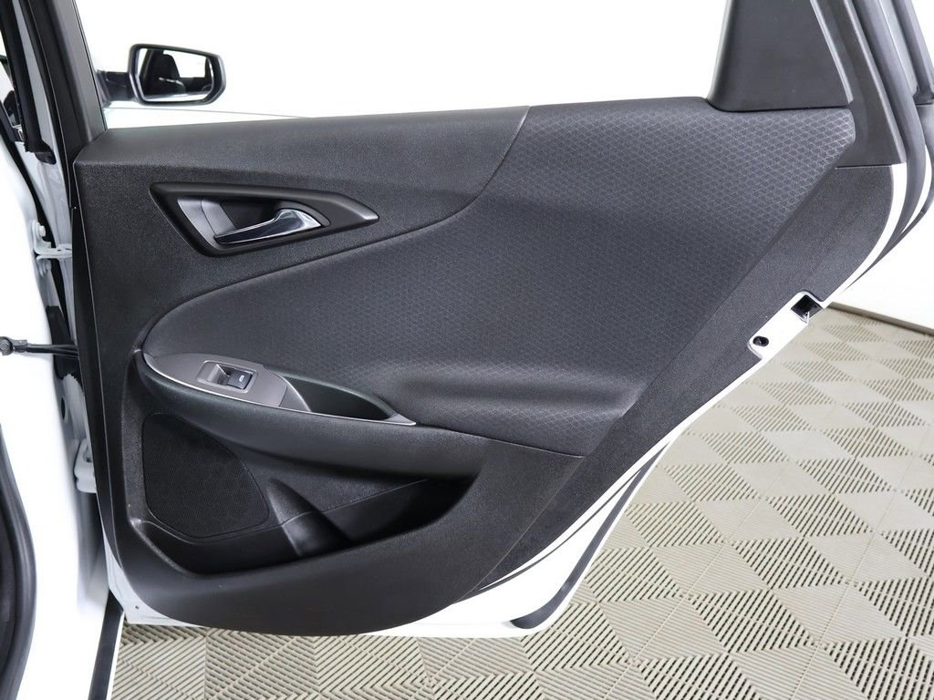 Used 2025 Chevrolet Malibu LS FWD image 24