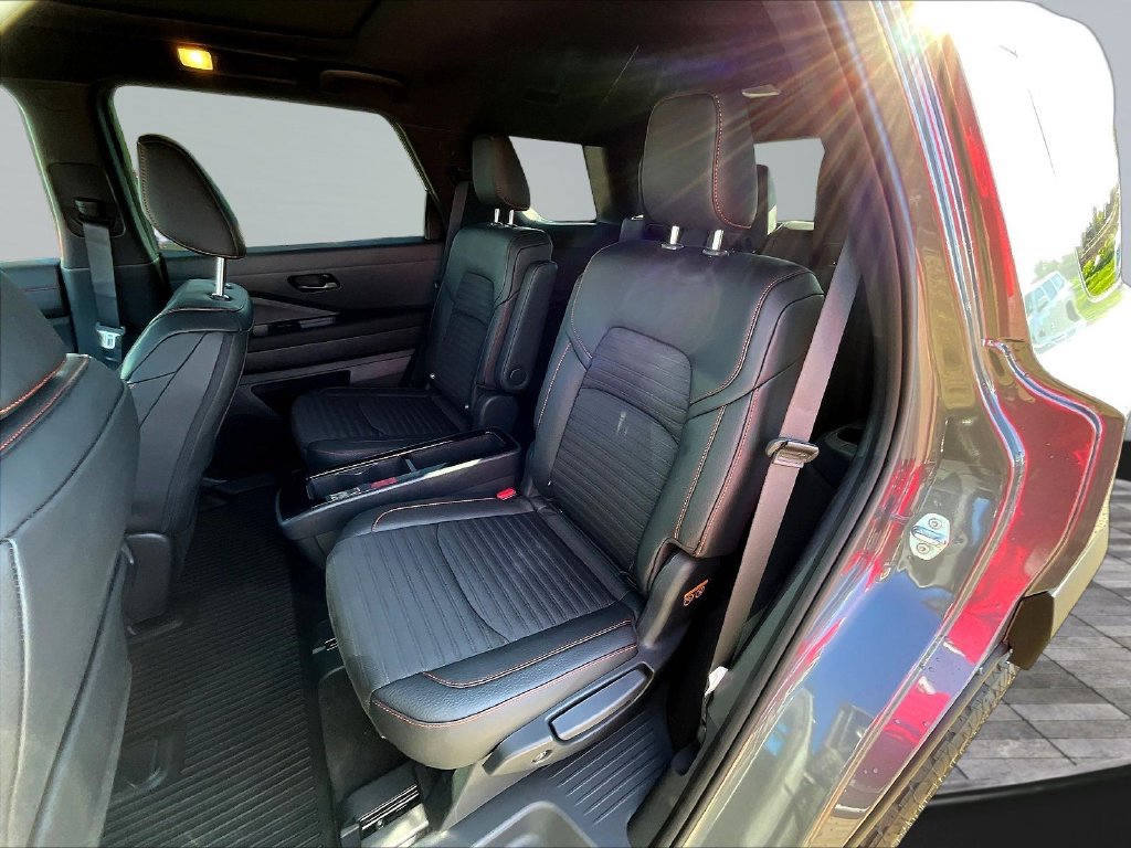 New 2026 Nissan Pathfinder Rock Creek w/ Rock Creek Premium Package AWD/4WD image 29