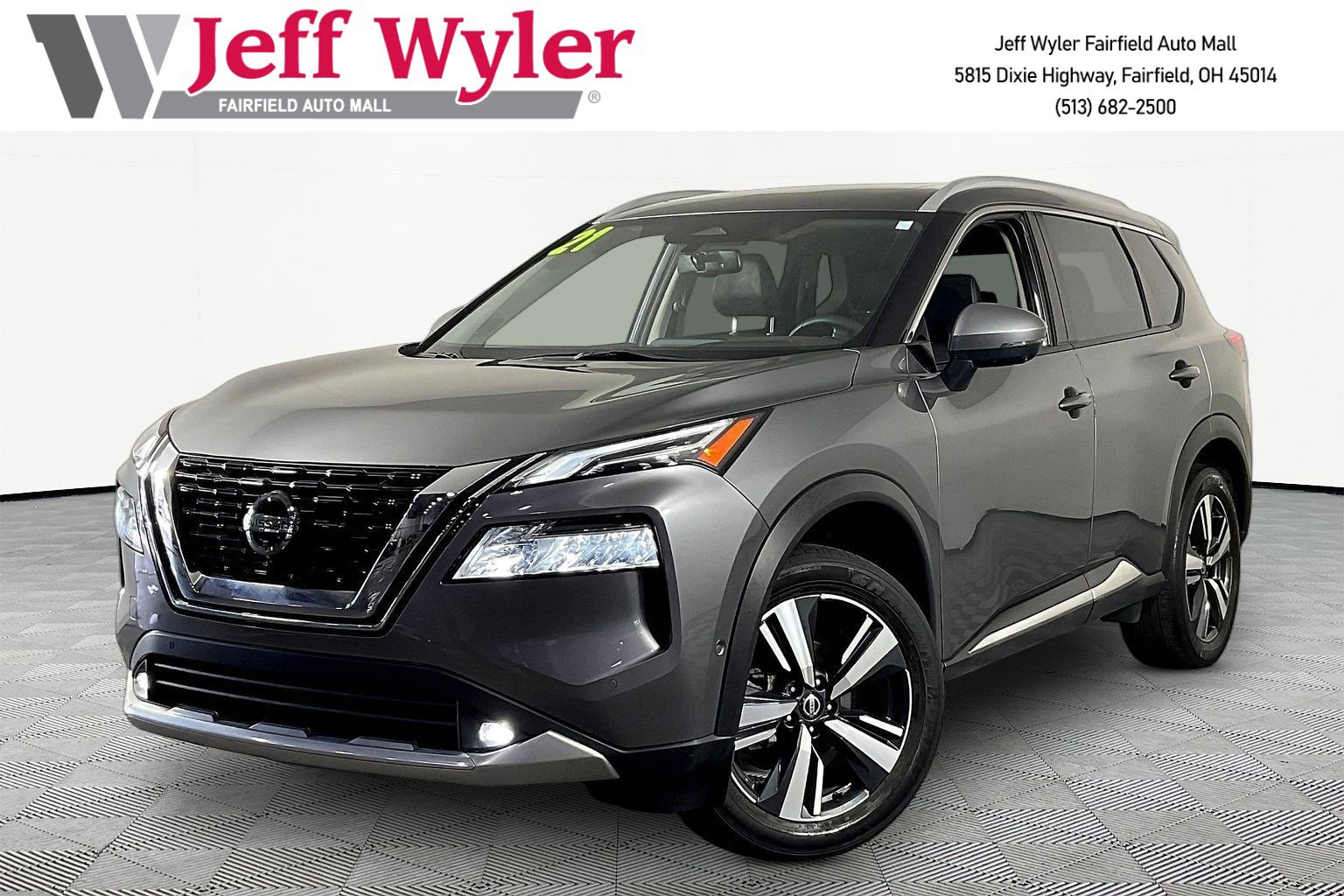 Used 2021 Nissan Rogue Platinum image 1