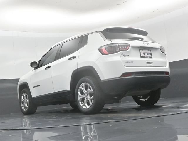 Used 2025 Jeep Compass Sport AWD/4WD image 42