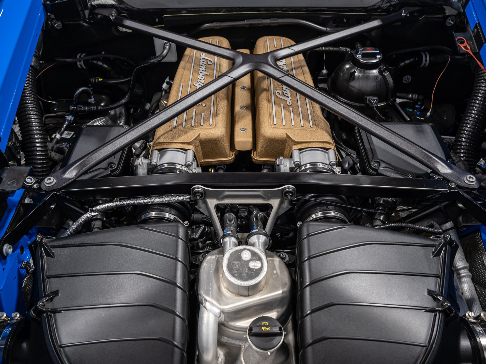 Used 2022 Lamborghini Huracan STO RWD image 73