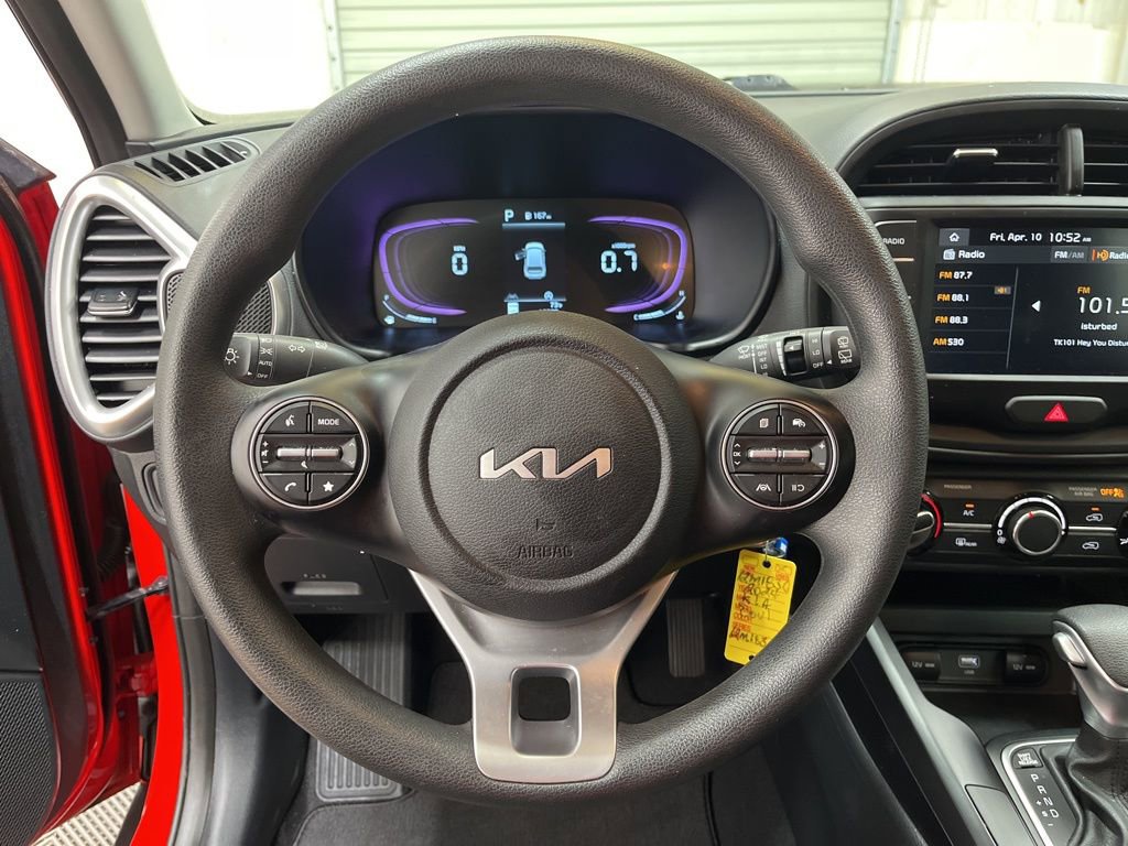 Used 2024 Kia Soul LX FWD image 17