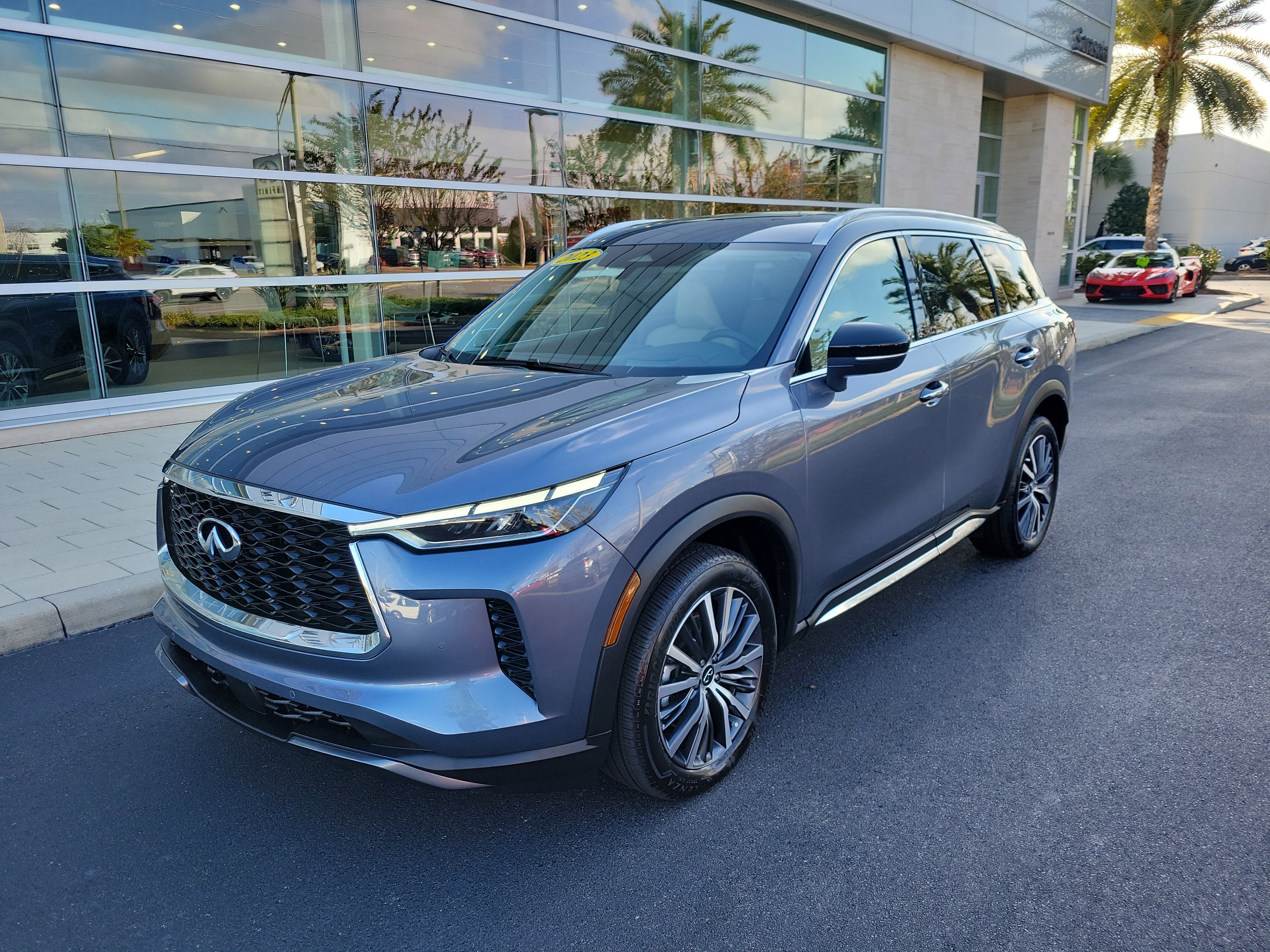 Certified 2023 INFINITI QX60 Sensory w/ Vision Package image 8