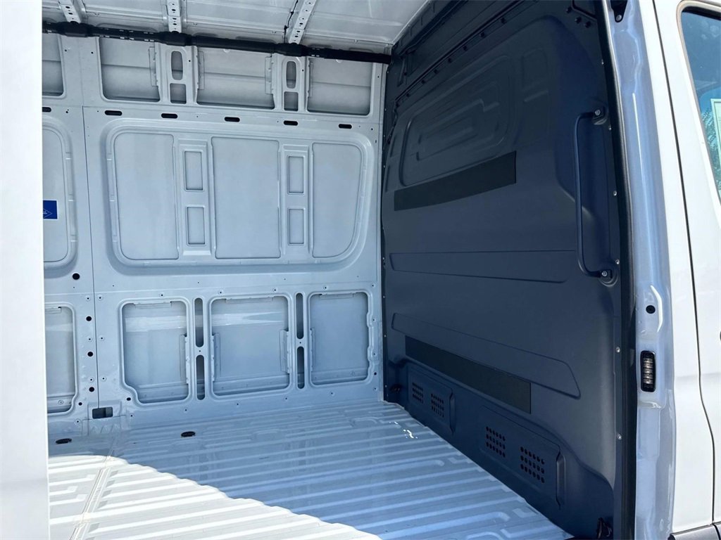 New 2025 Mercedes-Benz Sprinter 2500 image 11