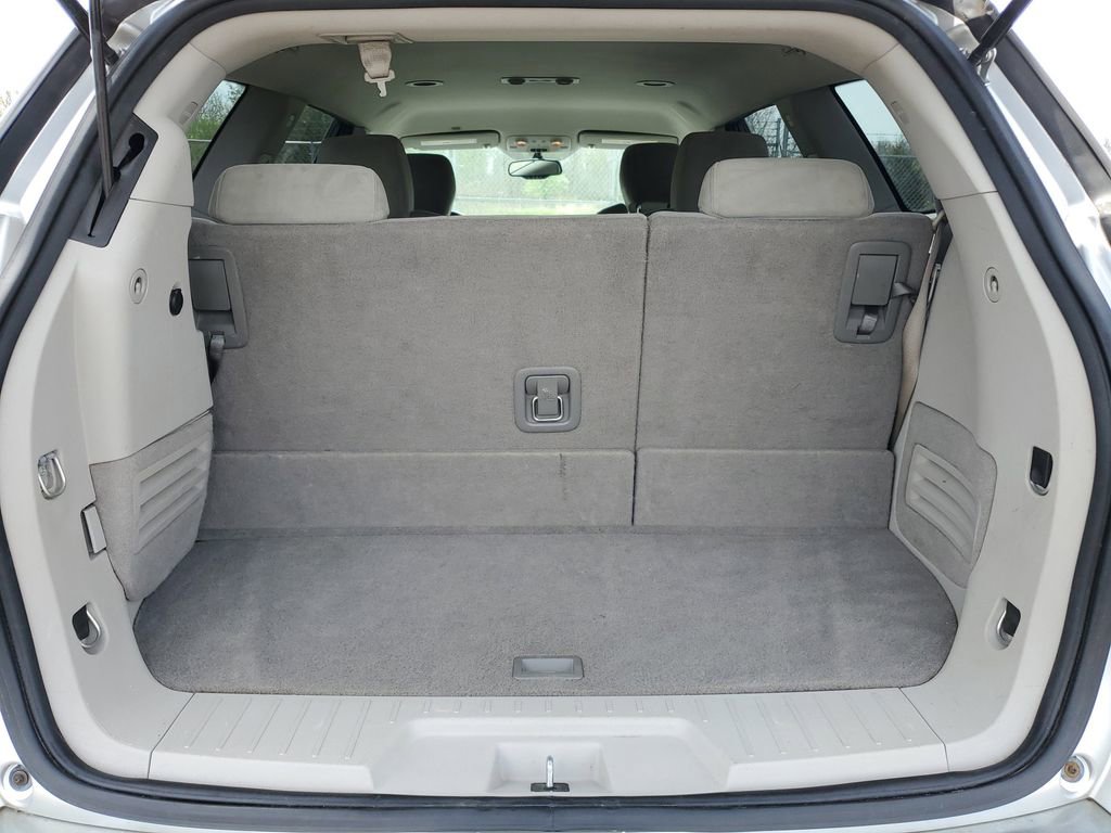 Used 2013 Buick Enclave Convenience FWD image 27