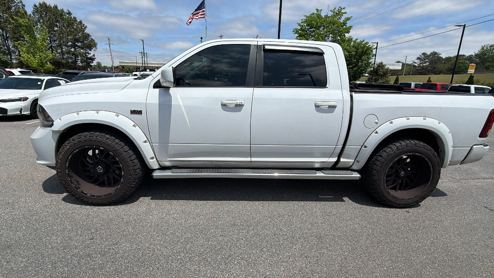 Used 2015 RAM 1500 Sport w/ Sport Premium Group AWD/4WD image 11