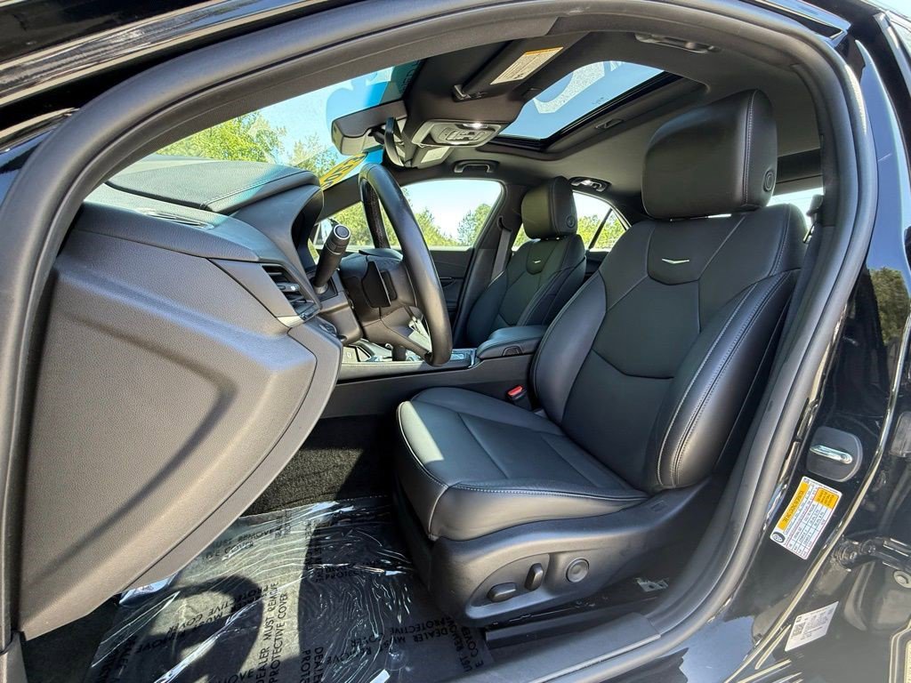 Certified 2023 Cadillac CT4 Premium Luxury image 9