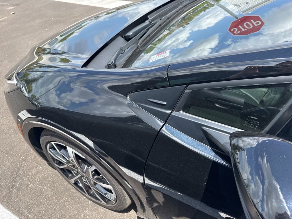 Used 2026 Toyota Prius Plug-In Hybrid w/ Limited Premium Package image 8