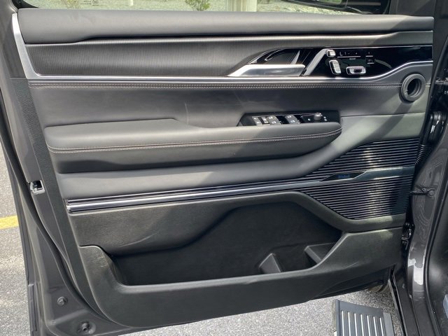 New 2024 Jeep Grand Wagoneer L 4WD w/ Rear Seat Video Group 1 image 13