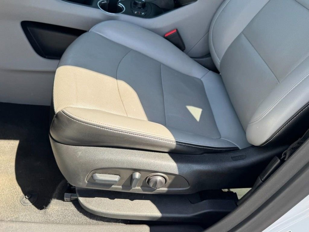 Used 2022 GMC Terrain SLT image 14