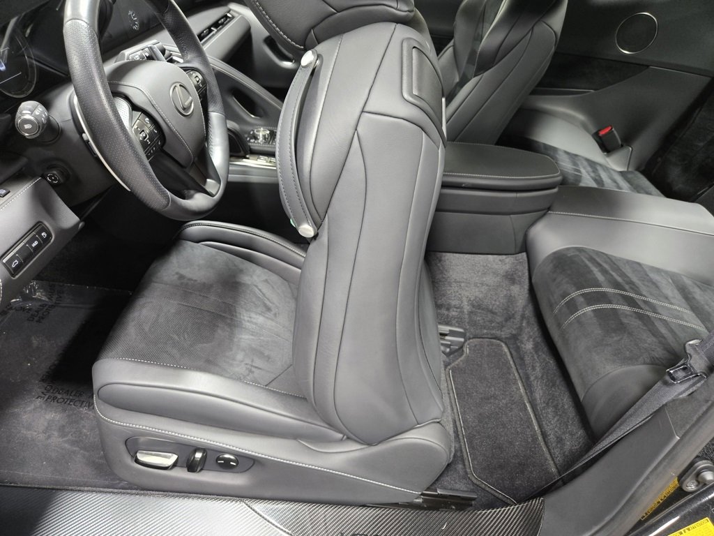 Used 2023 Lexus LC 500 Coupe w/ Performance Package image 32