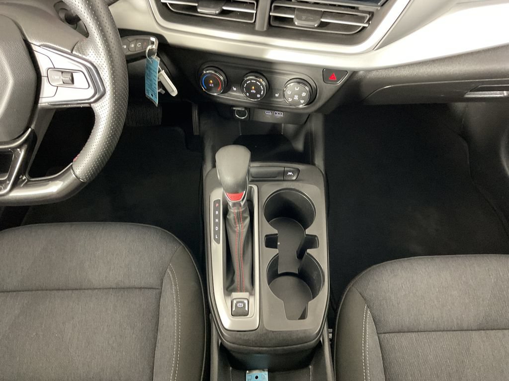 Used 2024 Chevrolet Trax RS w/ Driver Confidence Package FWD image 14