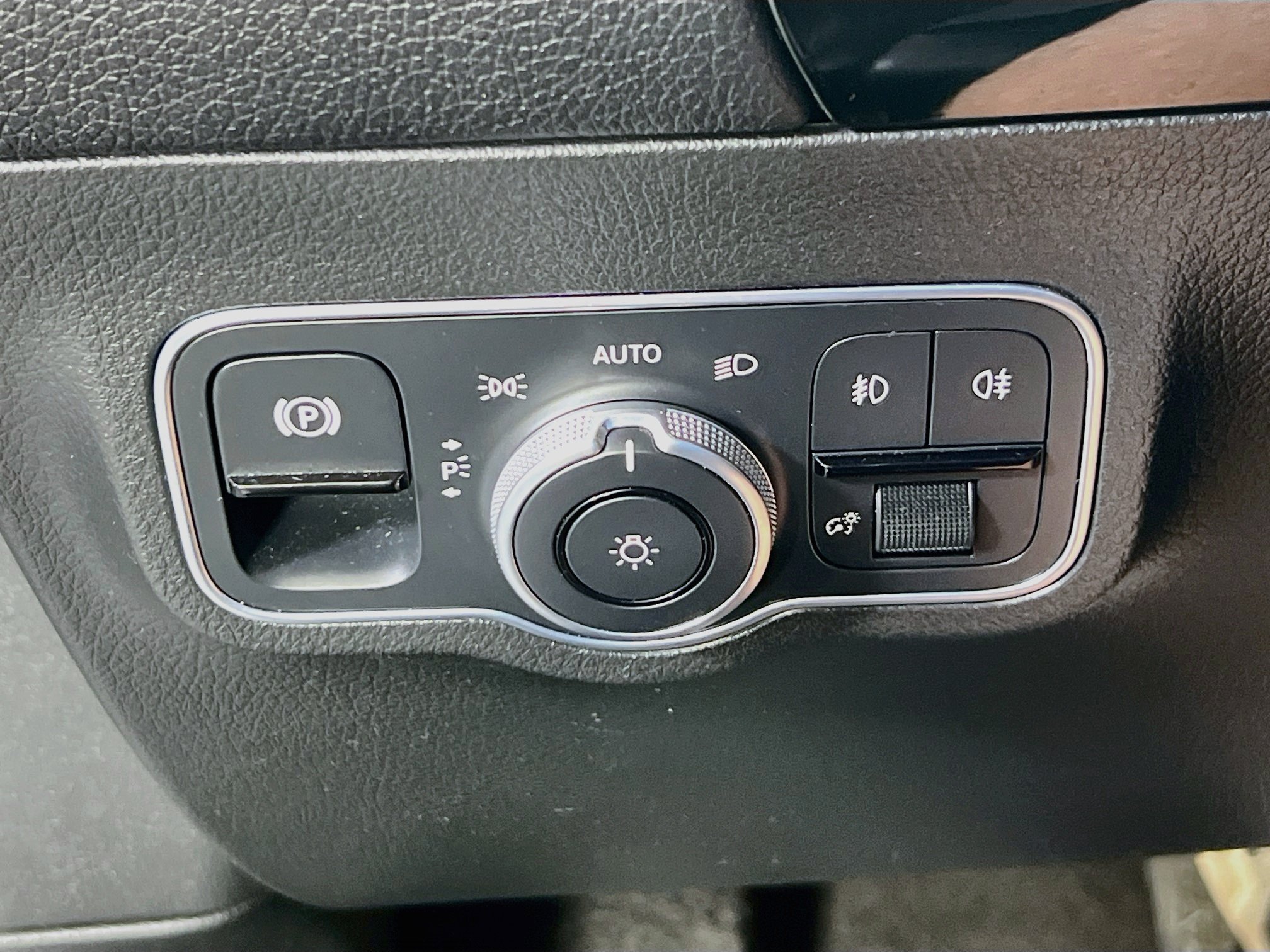 Used 2021 Mercedes-Benz GLA 250 4MATIC image 10