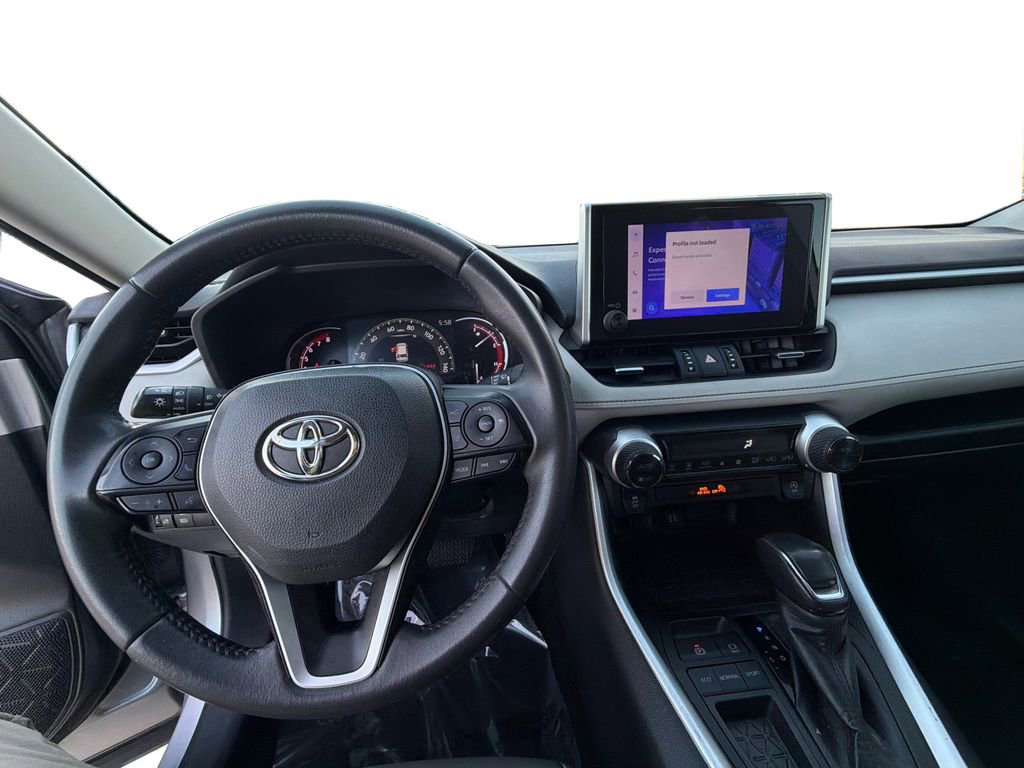 Used 2023 Toyota RAV4 XLE Premium image 22