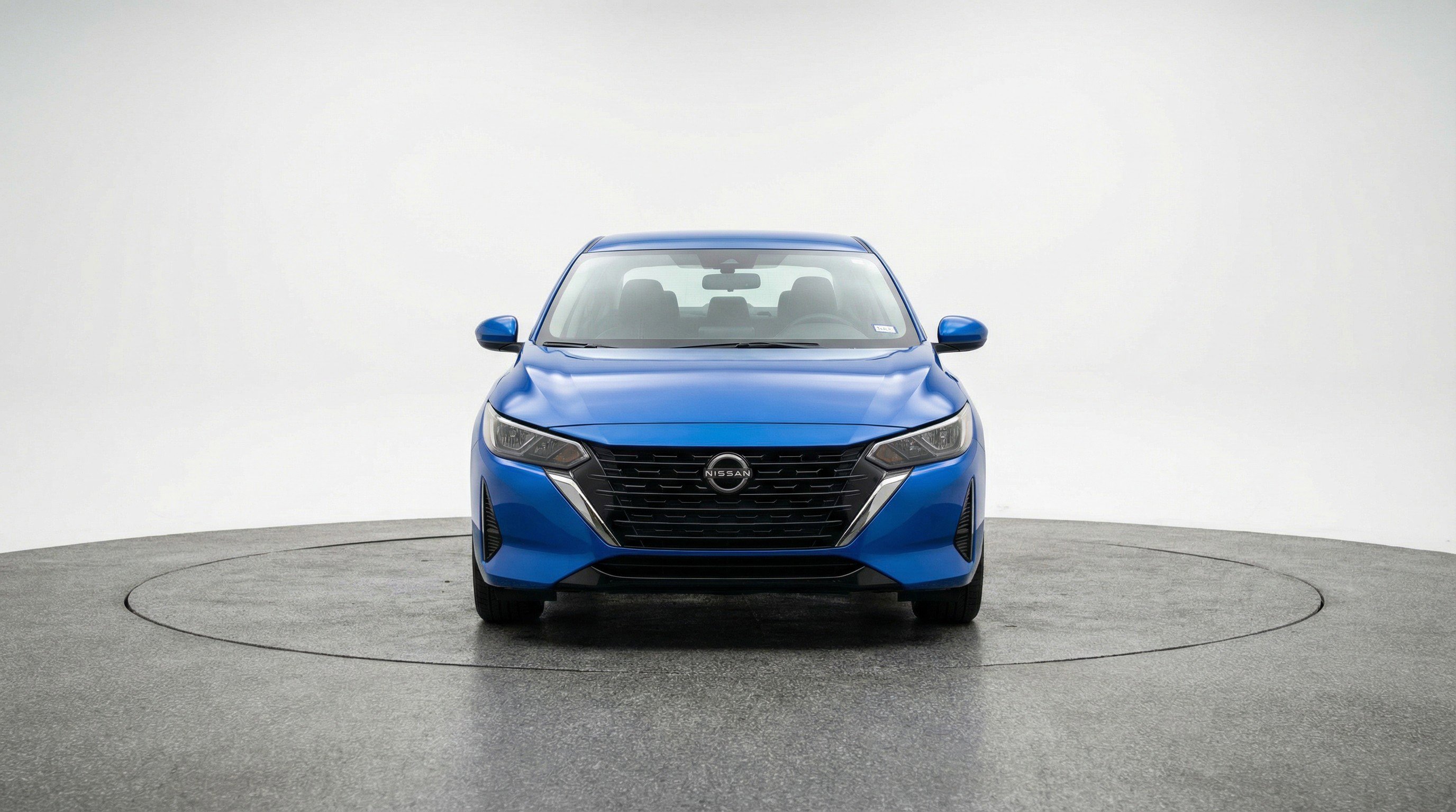 Used 2025 Nissan Sentra SV FWD image 2