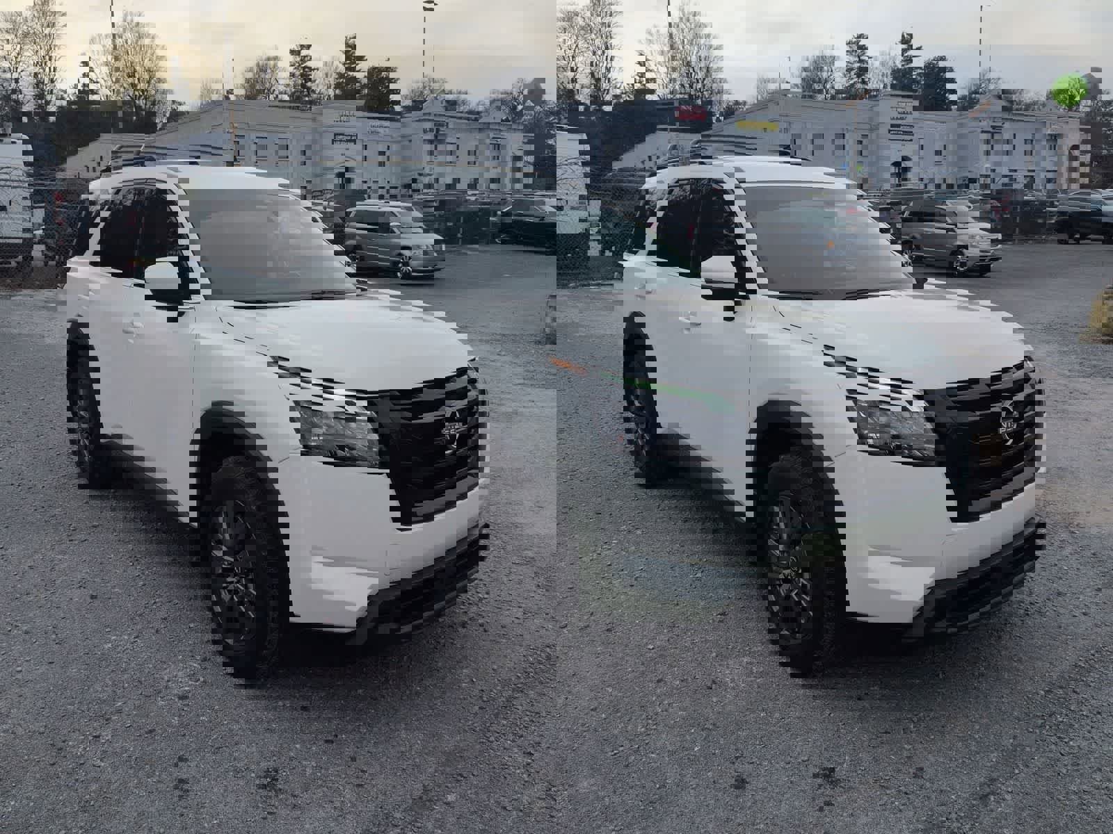 Used 2024 Nissan Pathfinder SV w/ Black Appearance Package image 2