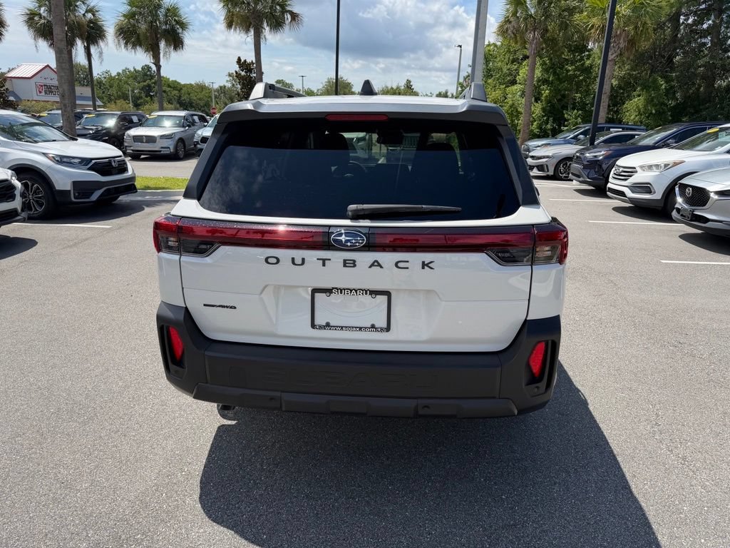 Used 2026 Subaru Outback Premium AWD/4WD image 4