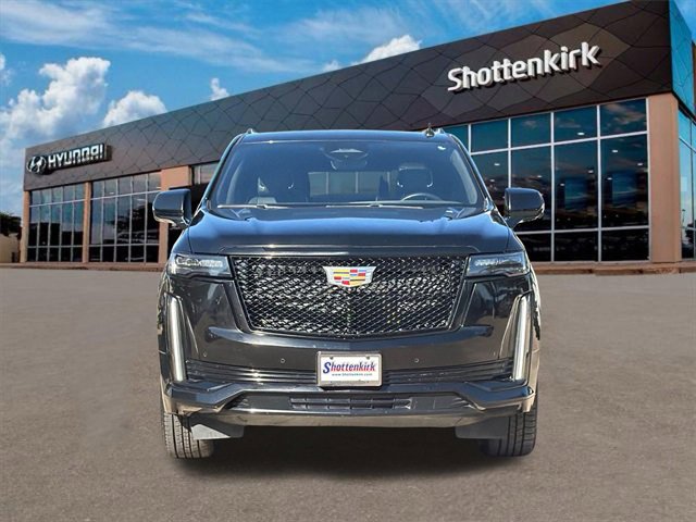Used 2023 Cadillac Escalade Sport image 2