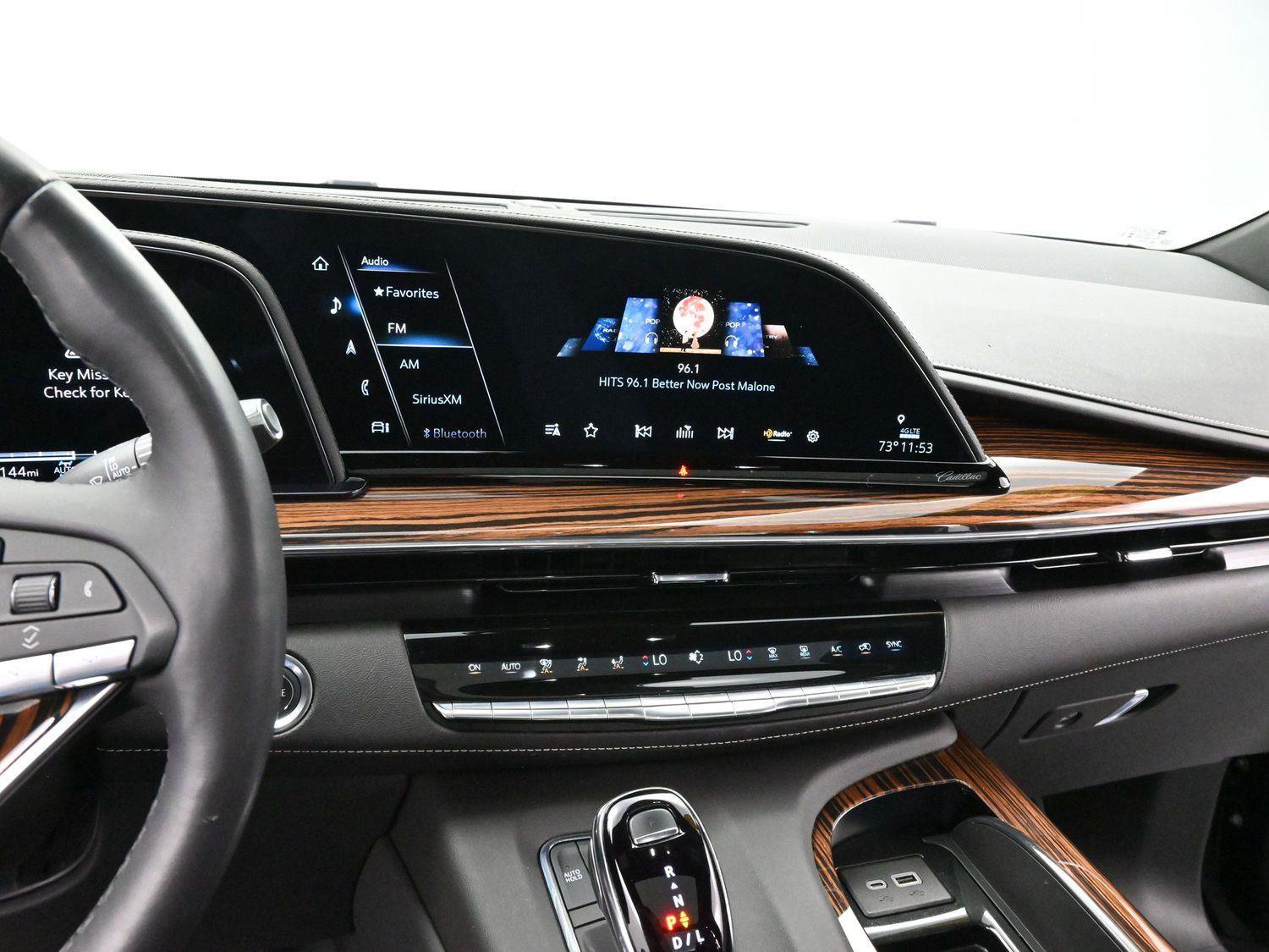 Certified 2024 Cadillac Escalade ESV Premium Luxury image 19