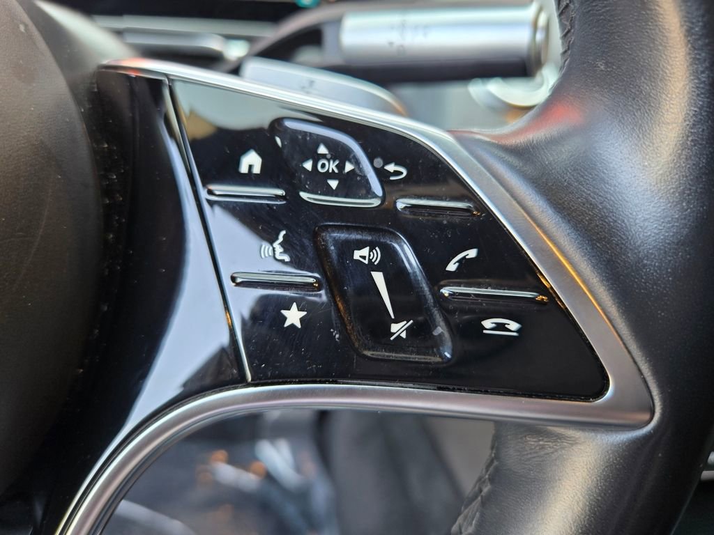 Used 2022 Mercedes-Benz S 500 4MATIC w/ AMG Line Package image 32