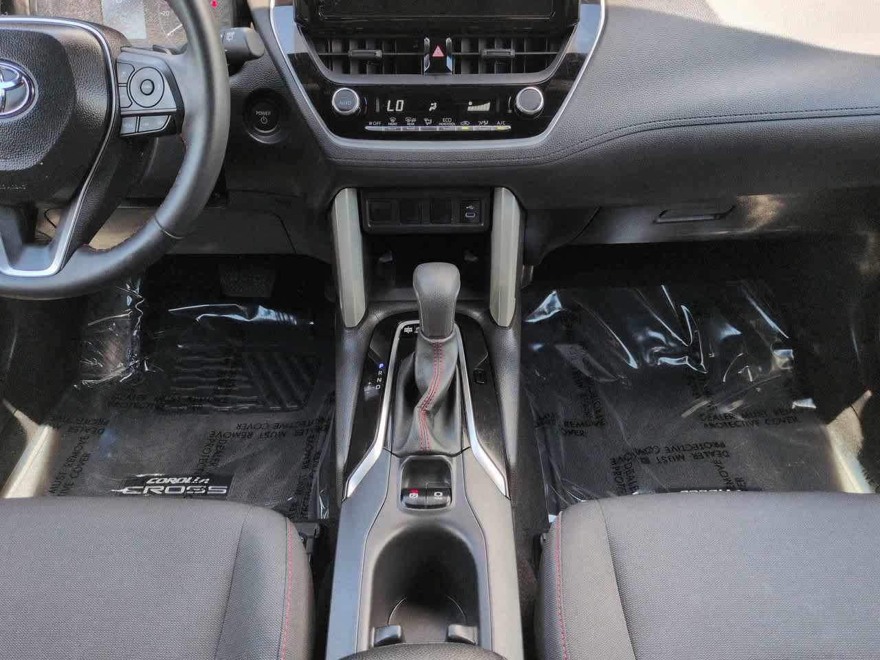 Used 2025 Toyota Corolla Cross AWD Hybrid image 18
