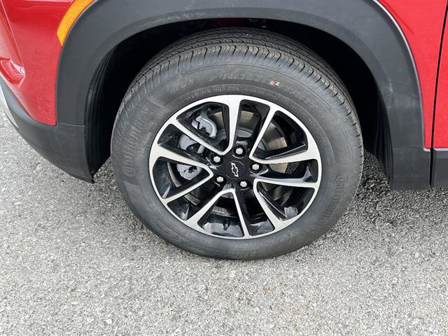 New 2026 Chevrolet TrailBlazer LT w/ LPO, Blackout Package image 12