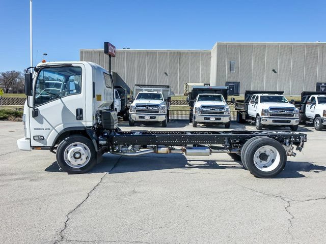 New 2025 Chevrolet Low Cab Forward 5500XG RWD image 6